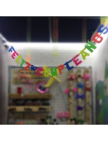 guirnalda neón feliz cumpleaños