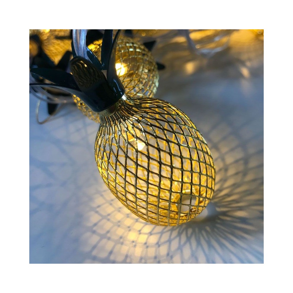 guirnalda luces piñas