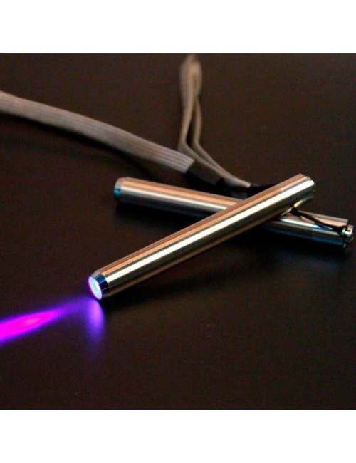Linterna ultravioleta
